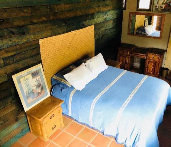 Guest House Nativo - Charming, Cozy & Affordable Валье-де-Гуадалупе Экстерьер фото